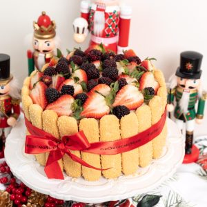 Torta Charlotte con Frutillas